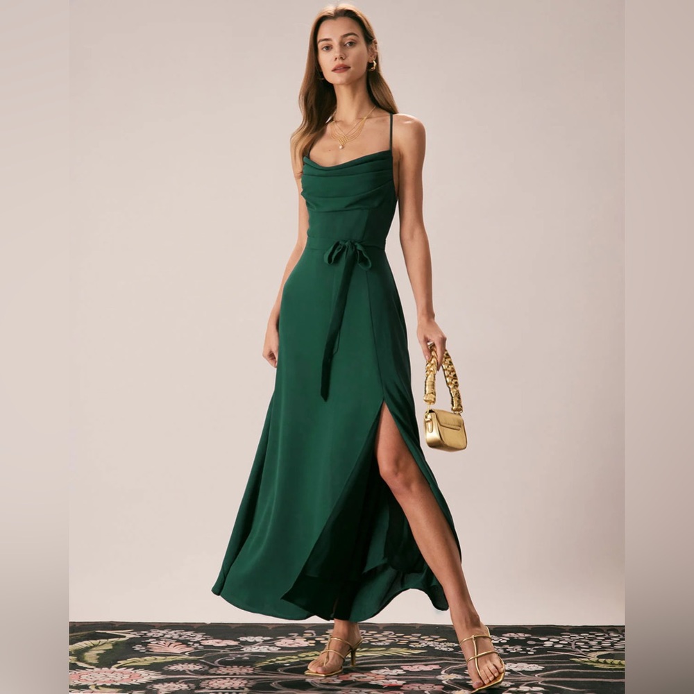 Rihoas Green Cowl Neck Cutout Back Maxi Dress
